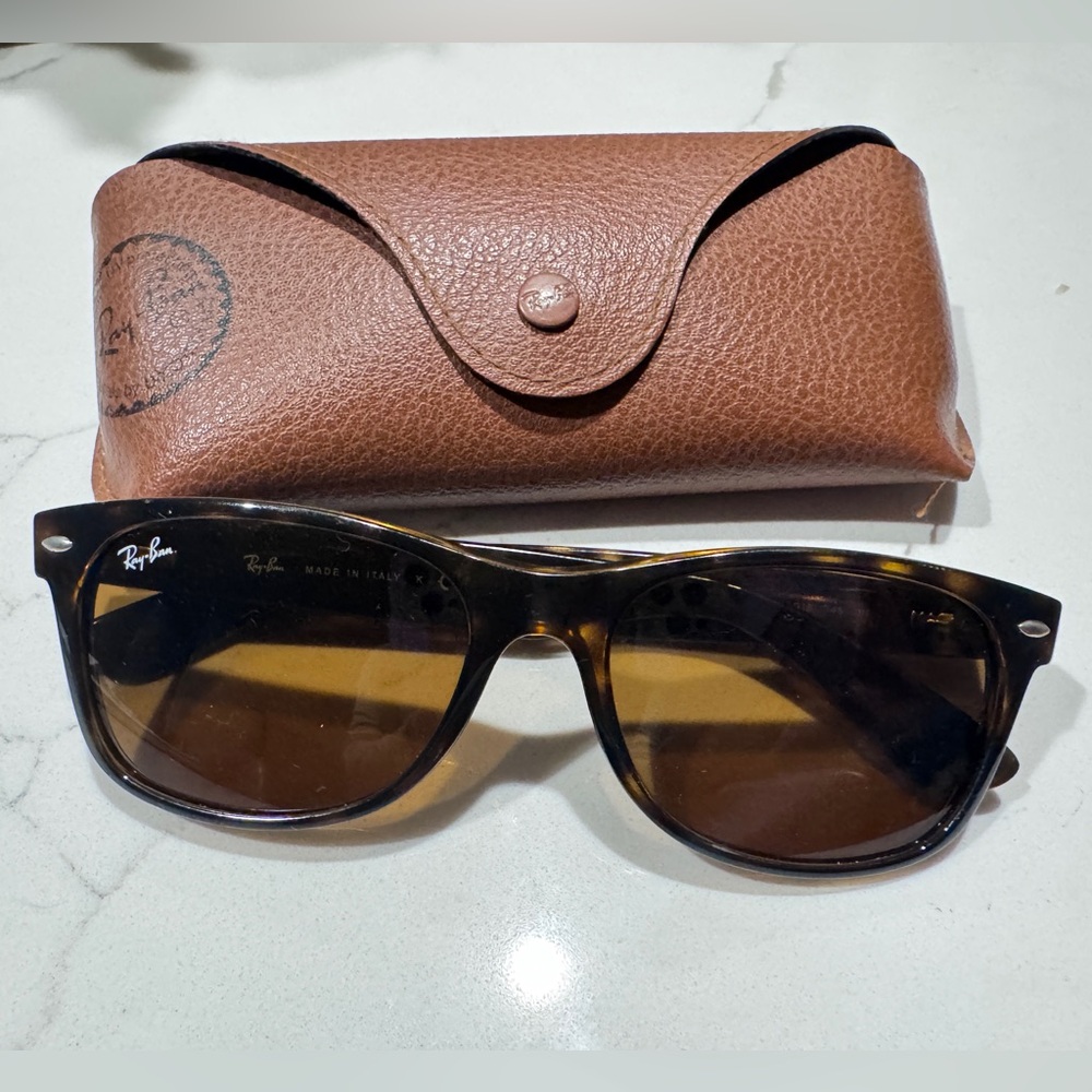Ray-Ban Brown Tortoise Sunglasses